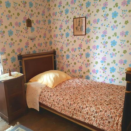 La Cure Du Maine Charles Bed & Breakfast Birac  Dış mekan fotoğraf