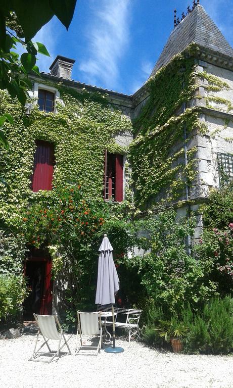 La Cure Du Maine Charles Bed & Breakfast Birac  Dış mekan fotoğraf